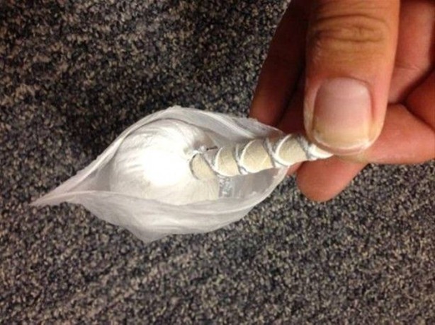 Foto - Çöpte bulduğu kutudan öyle bir şey çıktı ki!