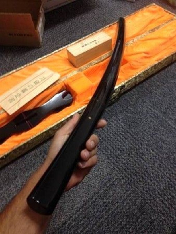 Foto - Çöpte bulduğu kutudan öyle bir şey çıktı ki!