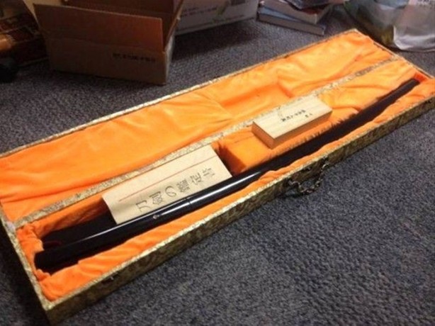 Foto - Çöpte bulduğu kutudan öyle bir şey çıktı ki!