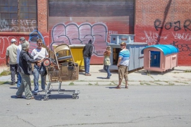 Foto - Çöpten ev buldu 