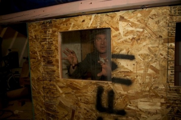 Foto - Çöpten ev buldu 