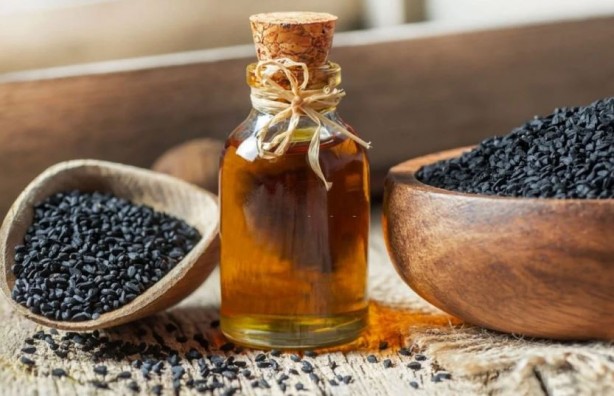 Çörek otu yağı ile zayıflamak mümkün! İşte çörek otu yağının bilinmeyen faydaları