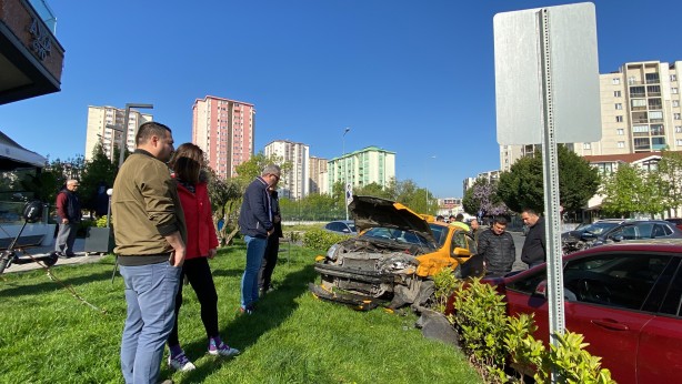 Foto - Çorlu'da 3 aracın karıştığı feci kaza! 4 yaralı
