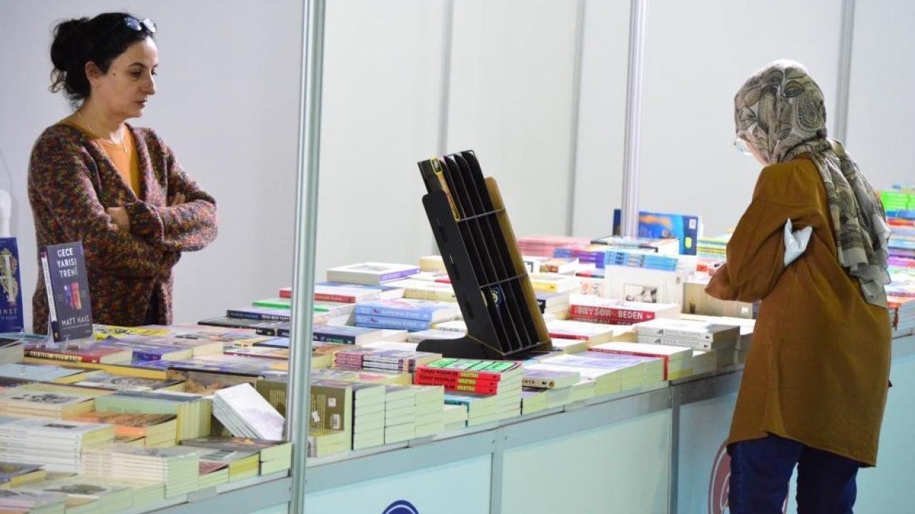 Foto - Çorum'da 13. Kitap ve Kültür Günleri başladı! 125 yayınevi ve 120'den fazla yazar kitapseverlerle buluşacak