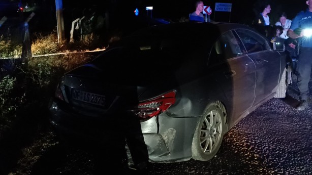 Foto - Çorum’da iki otomobil çarpıştı: 1’i çocuk 4 yaralı