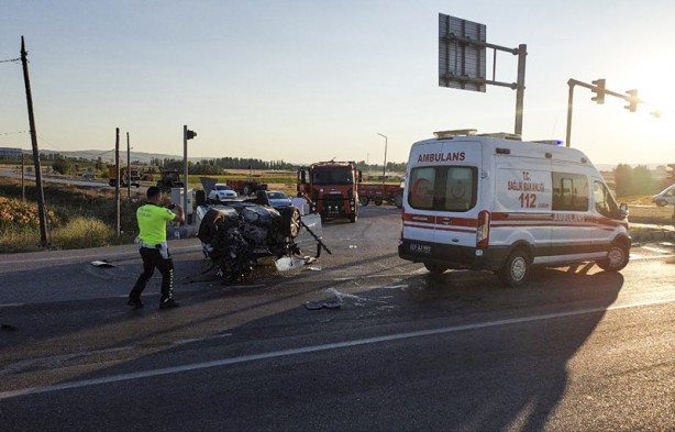 Foto - Çorum'da kaza! Yaralılar var