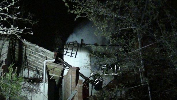 Çorum’da yangında ev kullanılamaz hale geldi