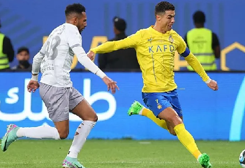 Foto - Cristiano Ronaldo yine yaptı yapacağını! Al Nassr - Al Ta'ee maçında imkansızı başardı zirve yarışında...