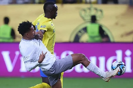 Foto - Cristiano Ronaldo yine yaptı yapacağını! Al Nassr - Al Ta'ee maçında imkansızı başardı zirve yarışında...