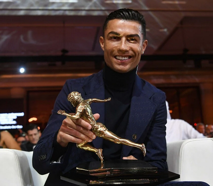 Foto - Cristiano Ronaldo'dan olay sözler: Dünyada çok sevildi! Hiç kimse beklemiyordu! Apar topar duyuruldu