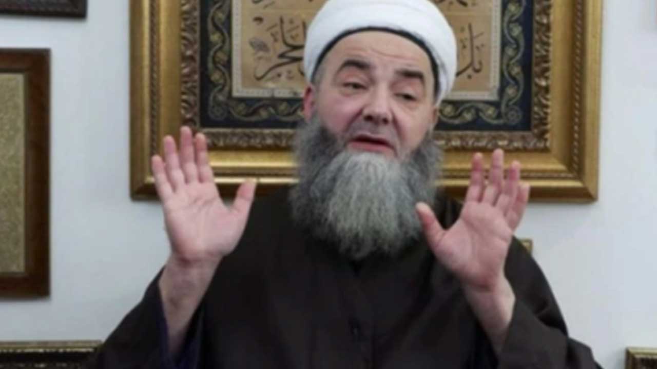 Cübbbeli Ahmet Hoca'dan tüm Türkiye'ye uyarı: Mermilerinizi saklayın