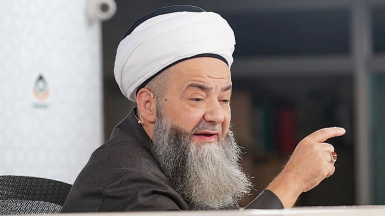 Foto - Cübbeli Ahmet Hoca açtı ağzını yumdu gözünü! "Şerefsizler, dinleyin!"