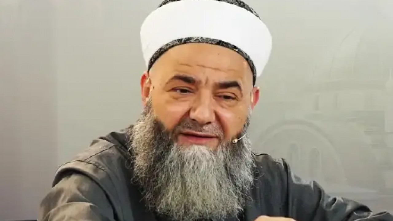 Foto - Cübbeli Ahmet Hoca, cinlere tarikat dersi veren cemaat liderinin kim olduğunu açıkladı