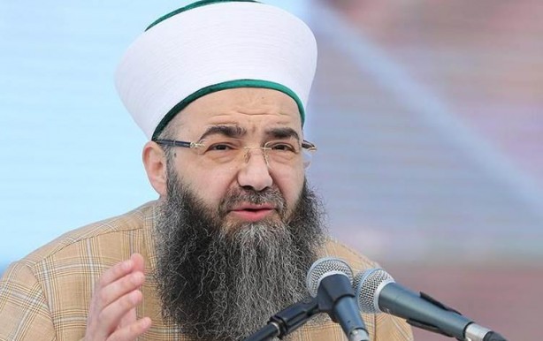 Foto - Cübbeli Ahmet Hoca, "Rabbimize sonsuz hamd olsun" diyerek flaş gelişmeyi duyurdu! Apar topar oraya götürdüler