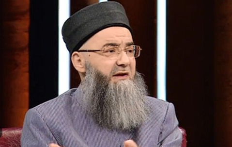 Cübbeli Ahmet Hoca'dan birilerini kudurtacak çıkış: Onlar öldükten sonra domuza dönüşecek