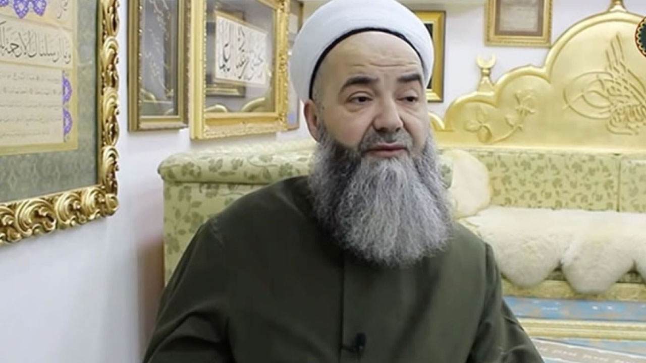 Foto - Cübbeli Ahmet Hoca'dan gündeme oturan Şener Üşümezsoy çıkışı: Bizi az kalsın kandıracaklardı