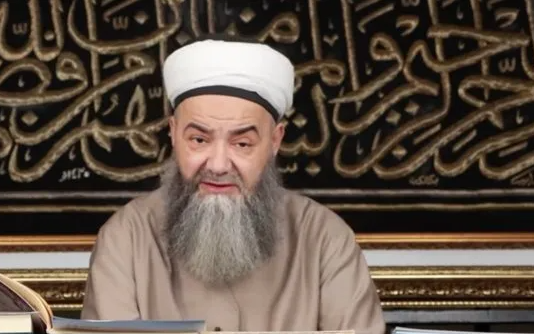 Cübbeli Ahmet Hoca'dan İsmailağa uyarısı: Orada mülk topluyorlar