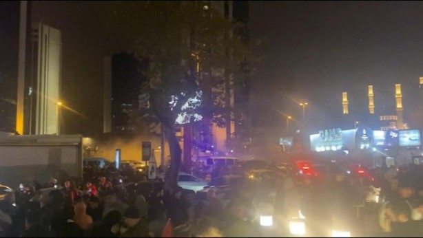 Foto - Cübbeli Ahmet Hoca'dan İsrail protestosunda yaşananlara sitem: İslam'da bu var mı?