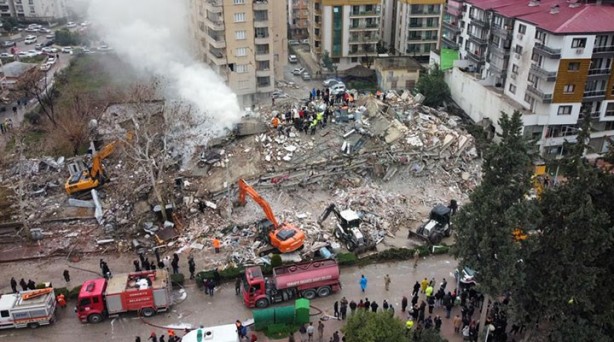 Foto - Cübbeli Ahmet Hoca'dan korkutan açıklama: Herkes Mart ayının o gününe dikkat etsin, bir şeyler olabilir