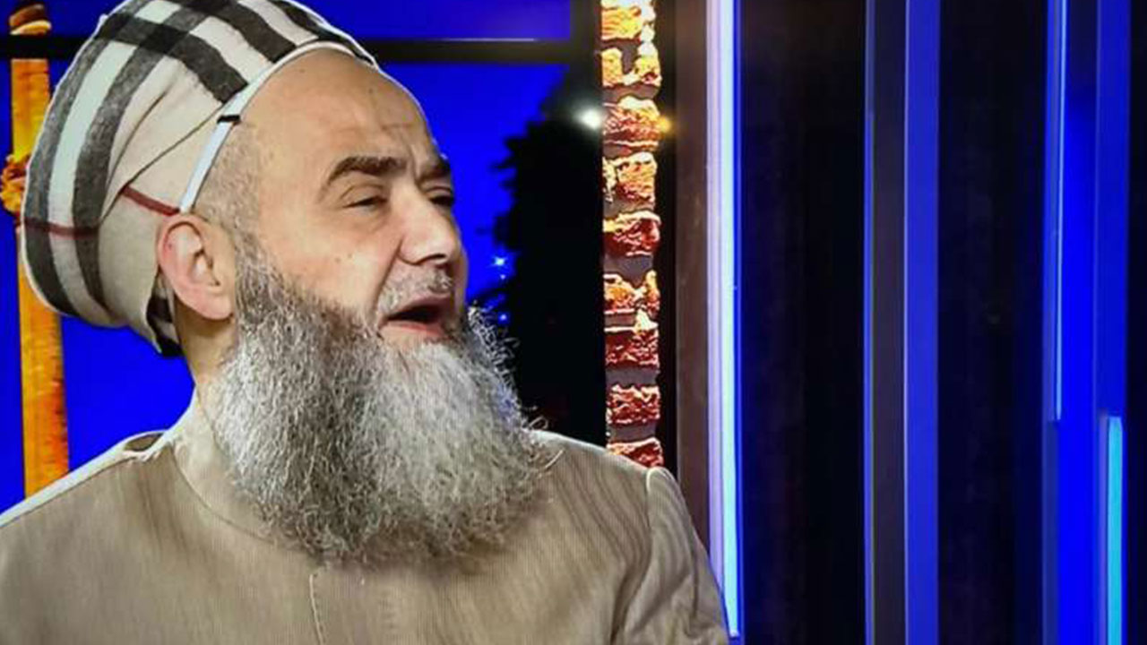 Foto - Cübbeli Ahmet Hoca'dan Suriyelilerle ilgili olay çıkış: Bizimkiler canlarını mallarını cehenneme satmış