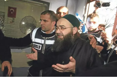 Foto - 'Bana hocam demeye başladı' dedi! Cübbeli Ahmet Hoca'dan Uğur Dündar'a ilginç teklif