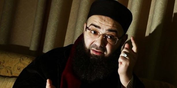 Foto - Cübbeli Ahmet Hoca'nın hanımı çılgına döndü! Tüm herkesi kovdu