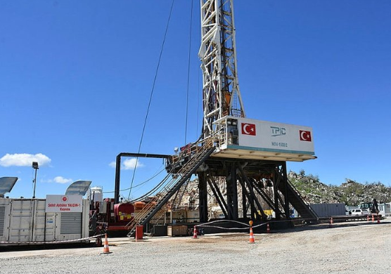 Foto - Cudi ve Gabar'dan müjde üstüne müjde: Yerin altı petrol denizi!