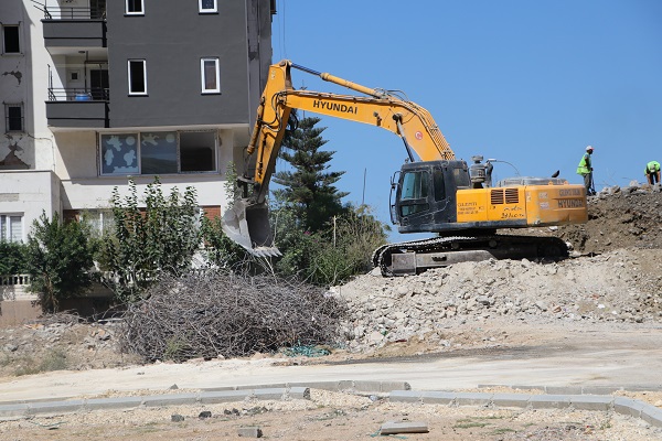 Foto - Çukurova şantiyeye dönüştü!
