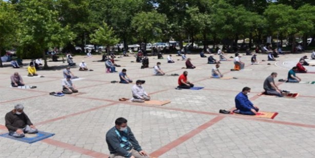 Cuma namazı İstanbul'da hangi camilerde kılınıyor? 12 Haziran İstanbul cuma namazı camiler listesi
