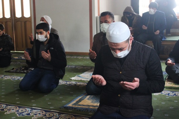 Foto - Cuma namazında yağmur duası