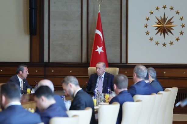 Foto - Cumhurbaşkanı Erdoğan, Ali Koç'a ders verdi
