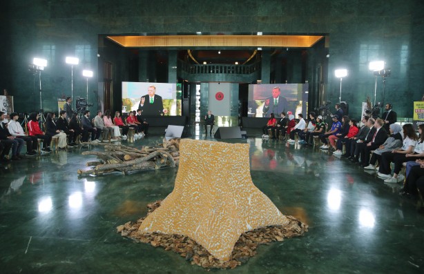 Foto - Cumhurbaşkanı Erdoğan: Araçta giderken işaret ediyorum 'şunu at at' diye...