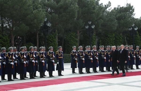 Foto - Cumhurbaşkanı Erdoğan, Azerbaycan Cumhurbaşkanı Aliyev ile görüştü