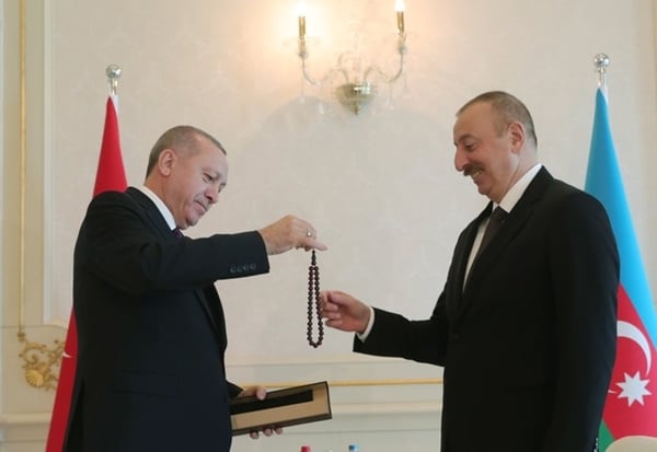 Foto - Cumhurbaşkanı Erdoğan, Azerbaycan Cumhurbaşkanı Aliyev ile görüştü