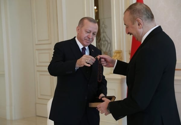 Foto - Cumhurbaşkanı Erdoğan, Azerbaycan Cumhurbaşkanı Aliyev ile görüştü