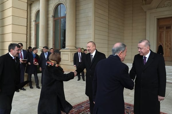 Foto - Cumhurbaşkanı Erdoğan, Azerbaycan Cumhurbaşkanı Aliyev ile görüştü