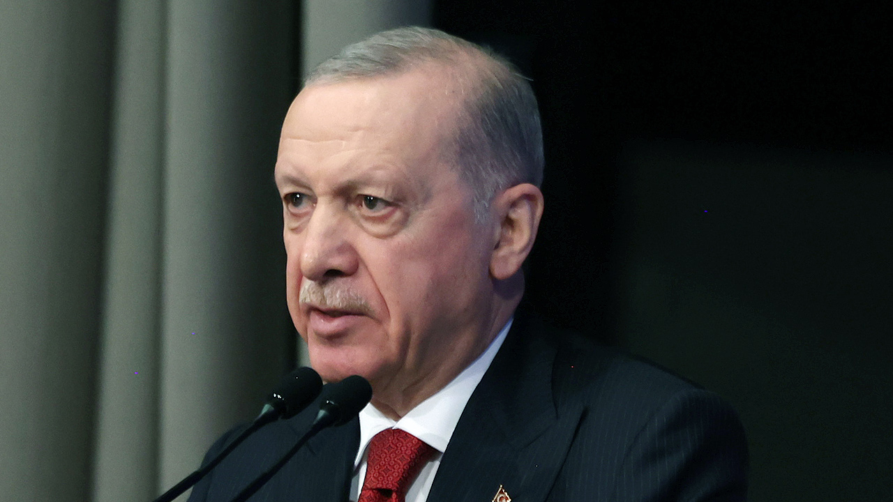 Foto - Cumhurbaşkanı Erdoğan, Çerçioğlu'na bu sözlerle sahip çıktı: "Pisliğin üzerine oturmuşlar, sağa sola pislik atmaya çalışıyorlar" 