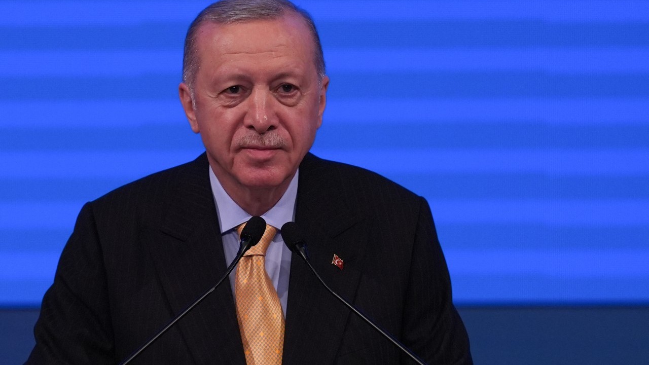 Foto - Cumhurbaşkanı Erdoğan, Çerçioğlu'na bu sözlerle sahip çıktı: "Pisliğin üzerine oturmuşlar, sağa sola pislik atmaya çalışıyorlar" 