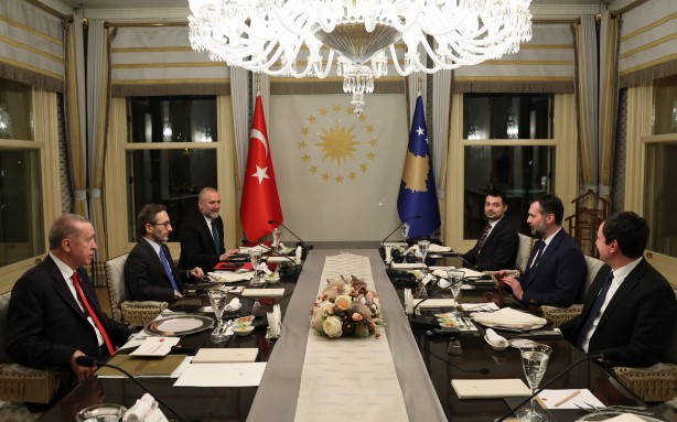 Cumhurbaşkanı Erdoğan davet etmişti! Vahdettin Köşkü'nde önemli görüşme