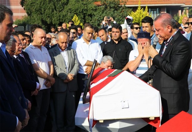 Foto - Cumhurbaşkanı Erdoğan gözyaşlarına hakim olamadı