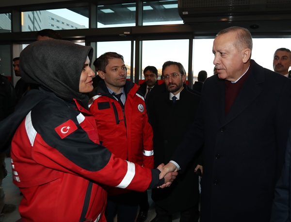 Foto - Cumhurbaşkanı Erdoğan hastanede yaralıları ziyaret etti