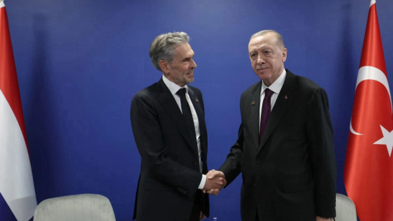 Cumhurbaşkanı Erdoğan, Hollanda Başbakanı Schoof'un yüzüne söyledi: Asla kabul edilemez