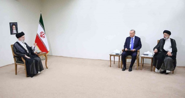 Foto - Cumhurbaşkanı Erdoğan ile Hamaney görüşmesinde neden Türk bayrağı yoktu? AK Parti'den manipülasyona cevap