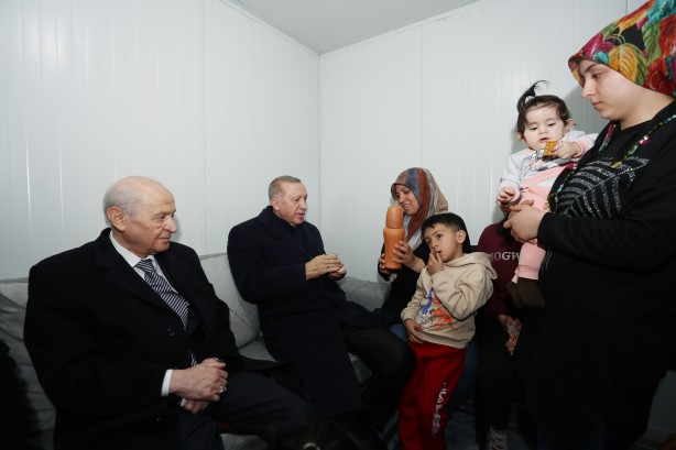 Foto - Cumhurbaşkanı Erdoğan konteyner kenti ziyaret etti