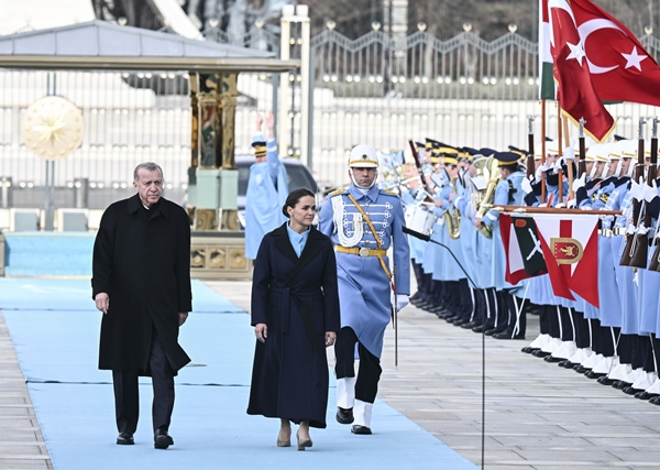 Foto - Cumhurbaşkanı Erdoğan külliyede resmi törenle karşıladı