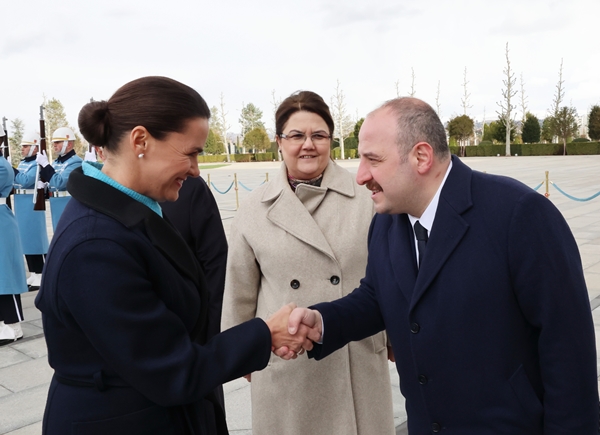 Foto - Cumhurbaşkanı Erdoğan külliyede resmi törenle karşıladı