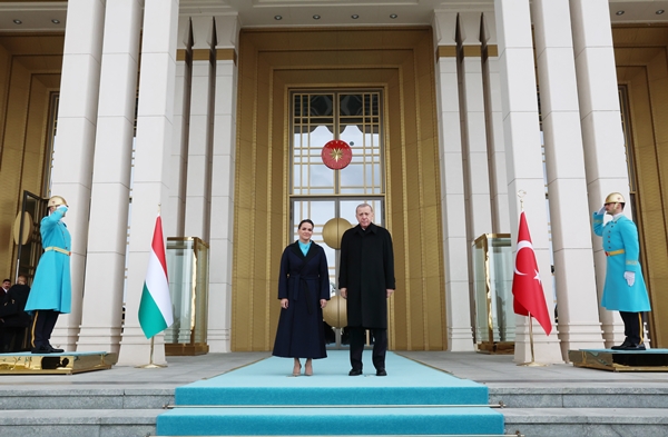 Foto - Cumhurbaşkanı Erdoğan külliyede resmi törenle karşıladı