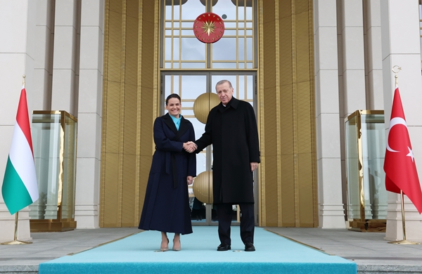 Foto - Cumhurbaşkanı Erdoğan külliyede resmi törenle karşıladı