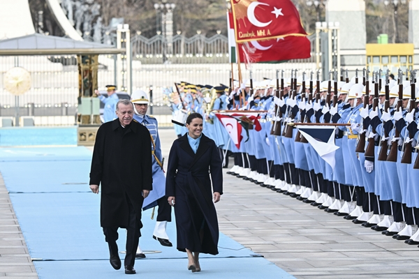 Foto - Cumhurbaşkanı Erdoğan külliyede resmi törenle karşıladı