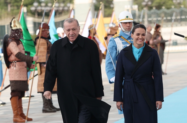 Foto - Cumhurbaşkanı Erdoğan külliyede resmi törenle karşıladı